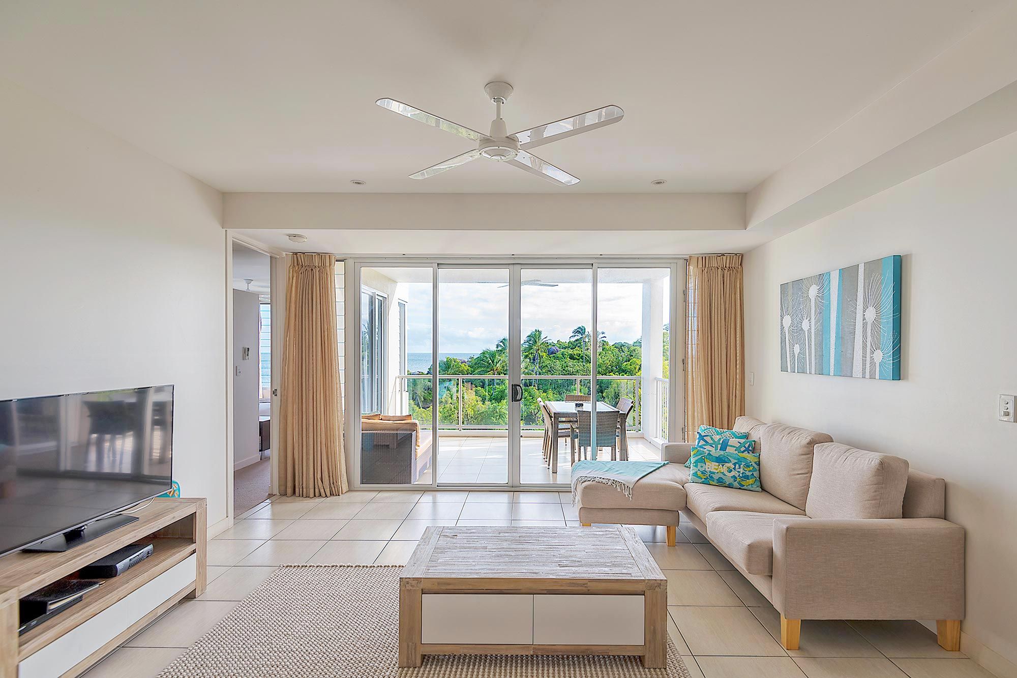 2 Bedroom Beachfront Apartments Coral Cove Bowen